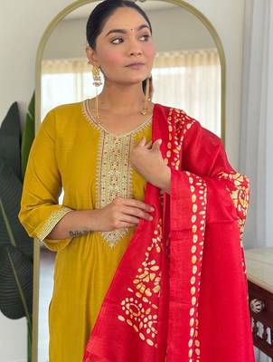Women Ethnic Motifs Embroidered Regular Sequinned Kurta with Trousers & With Dupatta 2