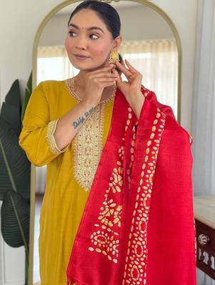 Women Ethnic Motifs Embroidered Regular Sequinned Kurta with Trousers & With Dupatta 4