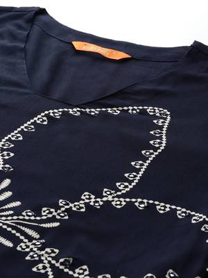 Floral Printed Mirror Work Kurta with Trousers 3