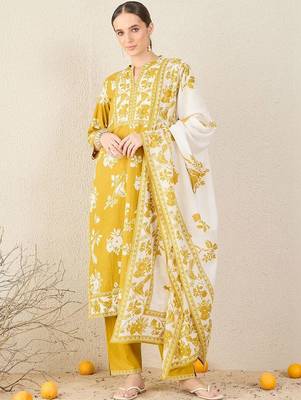 Women Floral Printed Regular Pure Cotton Kurta with Trousers & With Dupatta 6