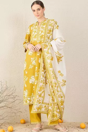 Women Floral Printed Regular Pure Cotton Kurta with Trousers & With Dupatta