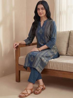 Women Printed Regular Sequinned Pure Cotton Kurta with Trousers 1