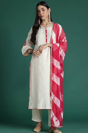 Ethnic Motifs Yoke Design Zari Kurta with Trousers & Dupatta