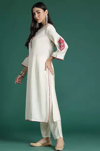 Ethnic Motifs Yoke Design Zari Kurta with Trousers & Dupatta