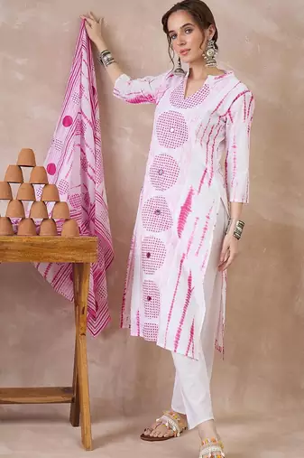 Women Printed Regular Pure Cotton Kurta with Trousers & With Dupatta