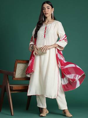 Ethnic Motifs Yoke Design Zari Kurta with Trousers & Dupatta 8