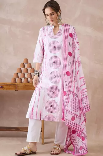 Women Printed Regular Pure Cotton Kurta with Trousers & With Dupatta