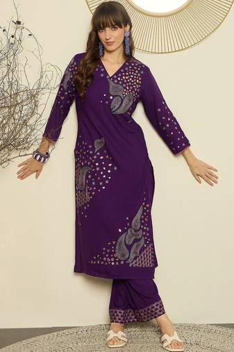 Women Ethnic Motifs Embroidered Regular Thread Work Kurta with Palazzos