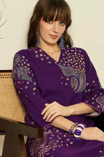 Women Ethnic Motifs Embroidered Regular Thread Work Kurta with Palazzos