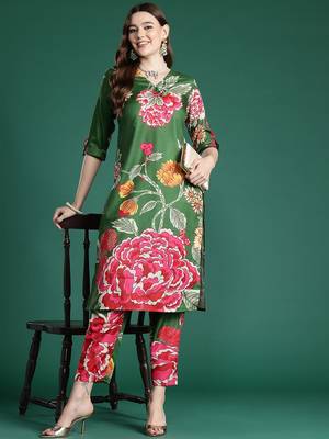 Floral Printed Kurta with Trousers 1
