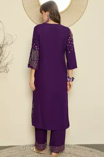 Women Ethnic Motifs Embroidered Regular Thread Work Kurta with Palazzos