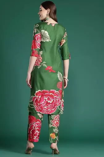 Floral Printed Kurta with Trousers