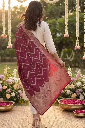 Women Ethnic Motifs Embroidered Regular Kurta with Trousers & With Dupatta