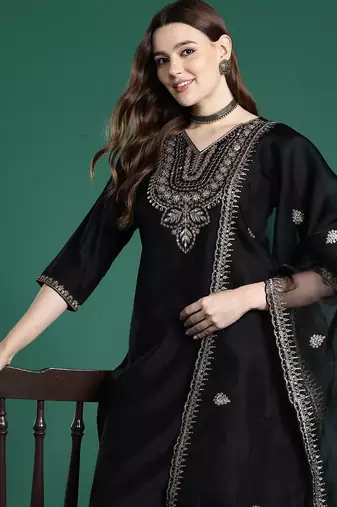 Ethnic Motifs Embroidered Liva Kurta with Trousers & With Dupatta