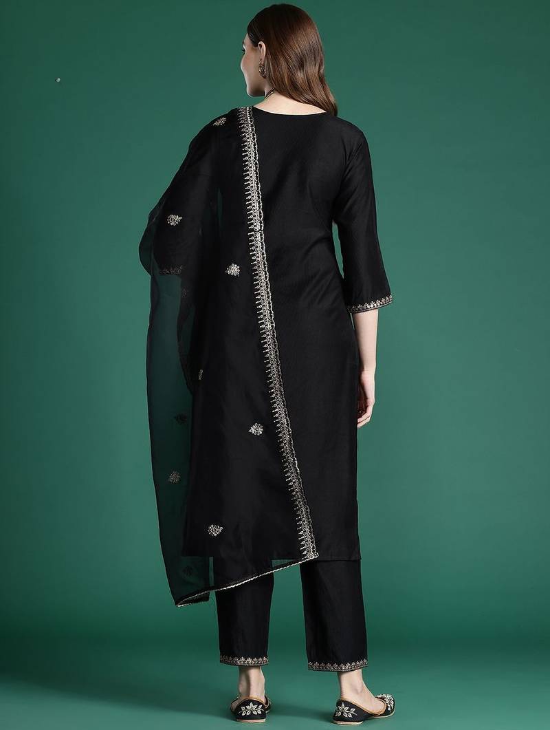 Ethnic Motifs Embroidered Liva Kurta with Trousers & With Dupatta