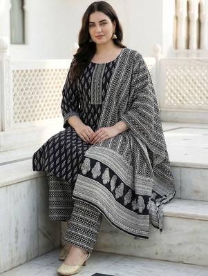 plus size motifs printed regular  cotton kurta with palazzos & with dupatta 5