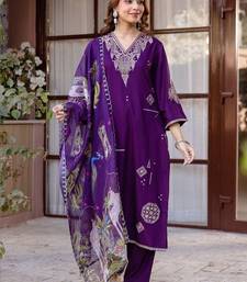 Women Ethnic Motifs Embroidered Regular Thread Work Kurta with Trousers & With Dupatta