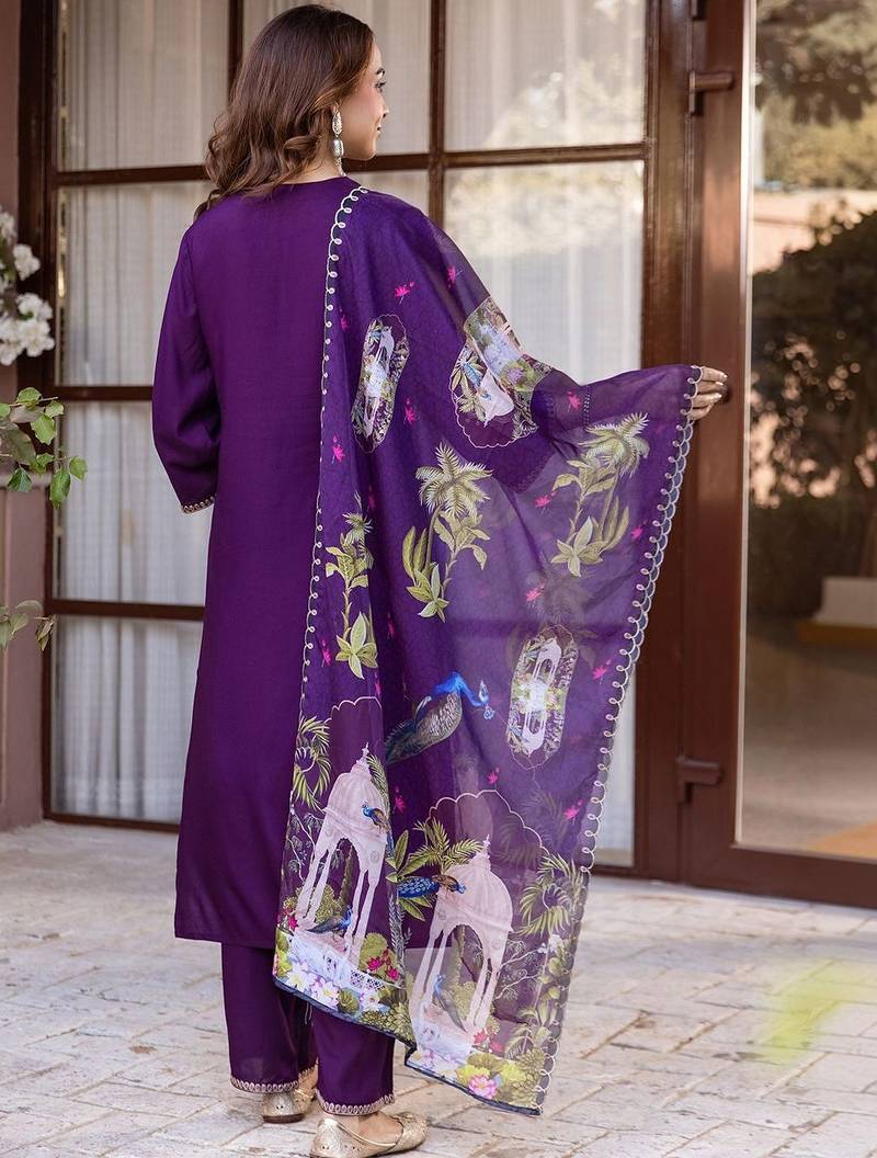 Women Ethnic Motifs Embroidered Regular Thread Work Kurta with Trousers & With Dupatta