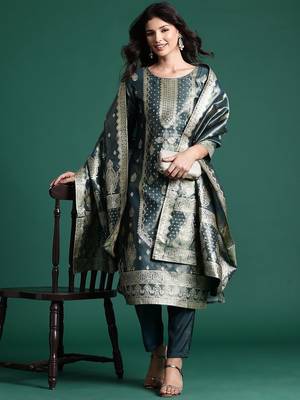 Ethnic Motifs Jacquard Zari Kurta With Trousers & Dupatta 1
