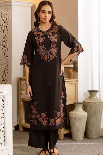 Women Ethnic Motifs Embroidered Regular Thread Work Kurta with Trousers