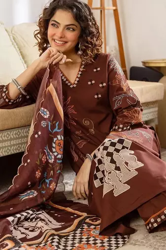 Women Ethnic Motifs Printed Regular Thread Work Kurta with Trousers & With Dupatta