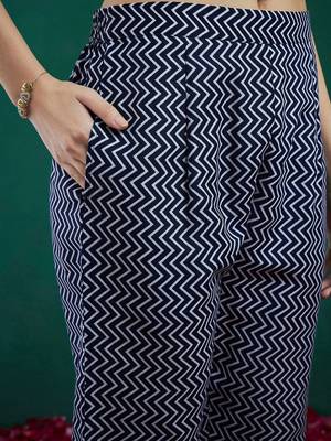 Ethnic Motifs Printed Thread Work Straight Kurta With Trousers & Dupatta 3