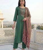 Women Ethnic Motifs Embroidered Regular Thread Work Kurta with Trousers & With Dupatta