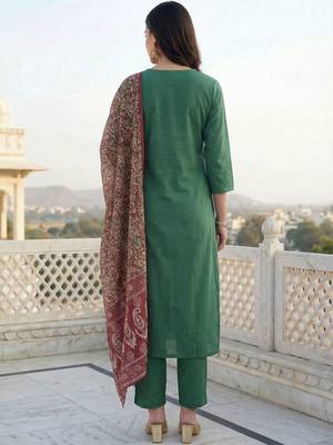 Women Ethnic Motifs Embroidered Regular Thread Work Kurta with Trousers & With Dupatta 4