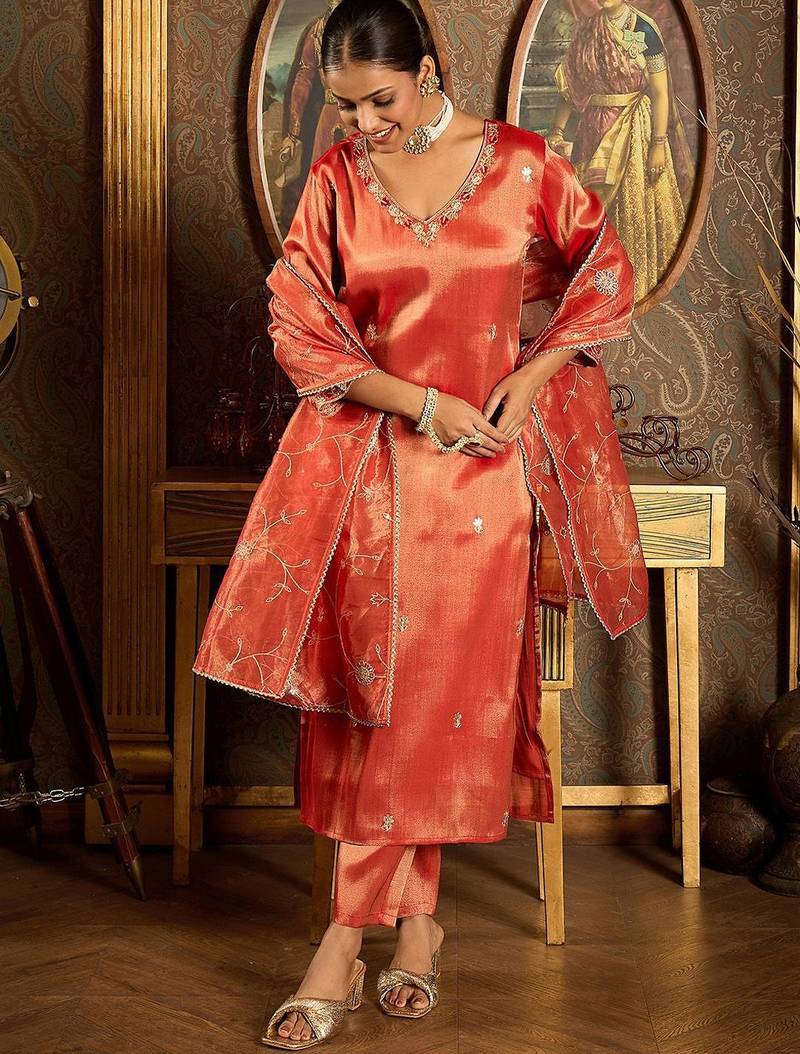 Floral Embroidered V-Neck Regular Liva Kurta With Trouser With Dupatta