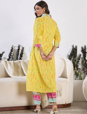 V-Neck Printed Pure Cotton A-Line Kurta with Trousers 5