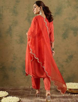 Ethnic Motifs Embroidered Kurta With Trousers & Dupatta 6
