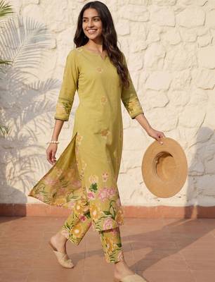 Women Floral Printed Regular Sequinned Pure Cotton Kurta with Trousers 3