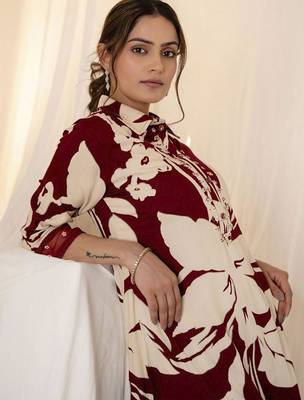 Floral Printed Shirt Collar Sequinned Kurta with Trousers 6
