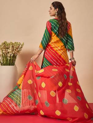 Women Leheriya Dyed Regular Thread Work Kurta with Trousers & With Dupatta 6