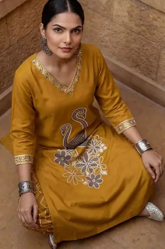Women Ethnic Motifs Printed Regular Sequinned Kurta with Patiala