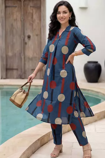 Women Printed Regular Pure Cotton Kurta with Trousers