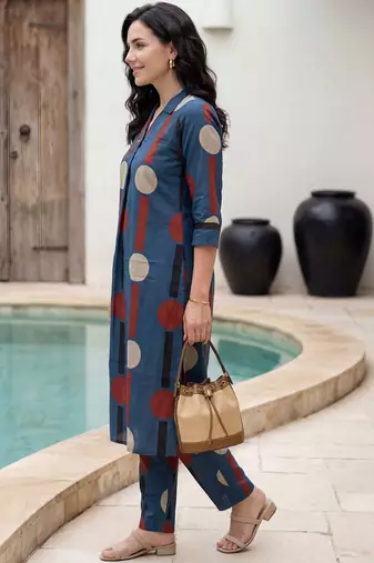 Women Printed Regular Pure Cotton Kurta with Trousers