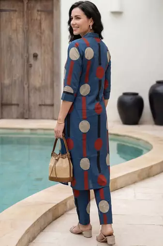 Women Printed Regular Pure Cotton Kurta with Trousers