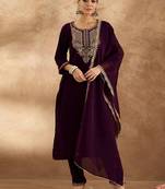Women Ethnic Motifs Embroidered Regular Velvet Kurta with Trousers & With Dupatta