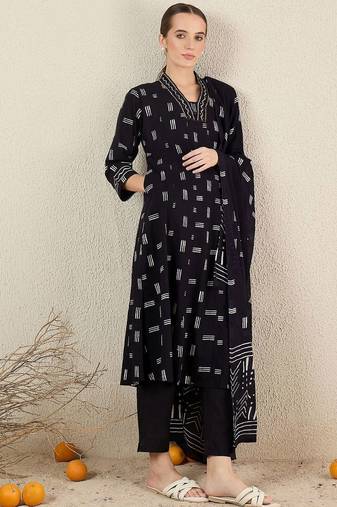 women striped cotton kurta with trousers & dupatta