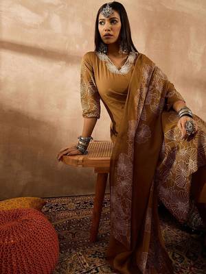 Women Floral Embroidered Regular Sequinned Pure Cotton Kurta with Trousers & With Dupatta 7