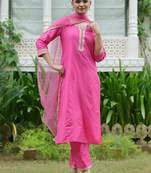women embroidered regular kurta with trousers & with dupatta