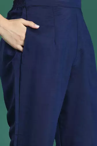 Ethnic Motifs Embroidered Zari Kurta With Trousers & Dupatta