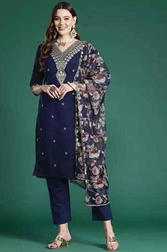 Ethnic Motifs Embroidered Zari Kurta With Trousers & Dupatta