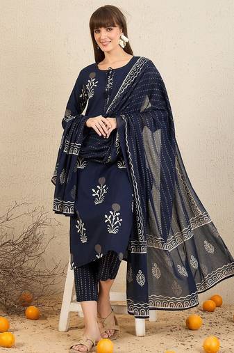 Floral Printed Pure Cotton Straight Kurta With Trousers & Dupatta