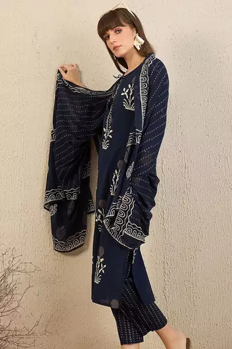 Floral Printed Pure Cotton Straight Kurta With Trousers & Dupatta