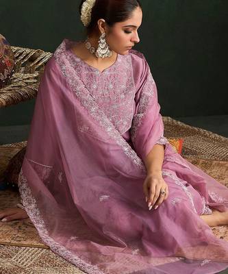 Ethnic Motifs Embroidered Thread Work Kurta With Trousers & Dupatta 2