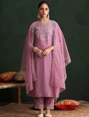 Ethnic Motifs Embroidered Thread Work Kurta With Trousers & Dupatta 1