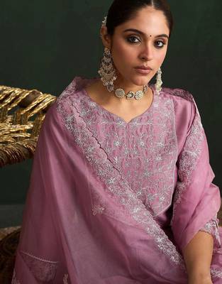 Ethnic Motifs Embroidered Thread Work Kurta With Trousers & Dupatta 3