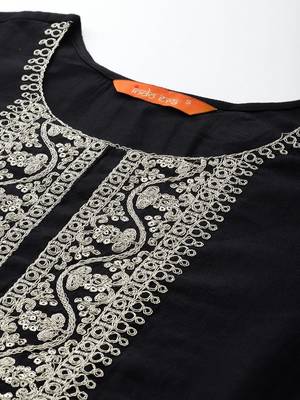 Ethnic Motifs Zari Embroidered Liva Kurta With Trousers & Dupatta 3